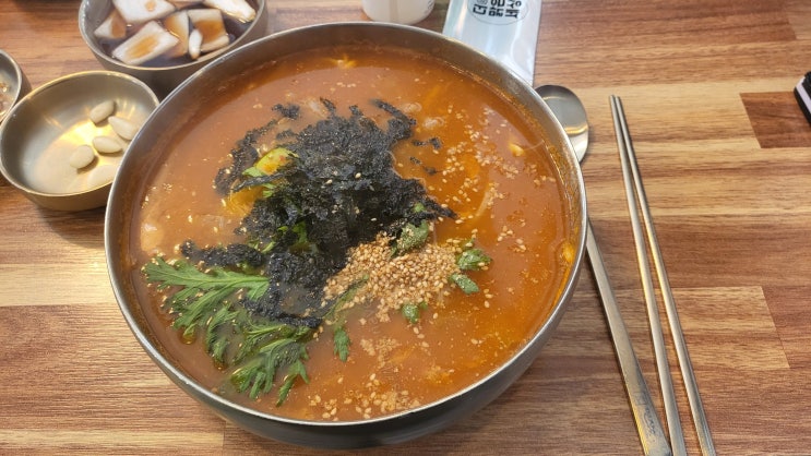  건강하고 진한 국물의 대구앞산맛집 면장수