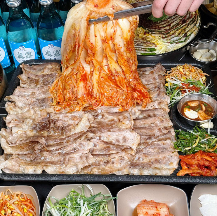  부담없는 가격으로 즐기는 대패삼겹살과 소주 한 잔 할 수 있는 서면 맛집 한대패