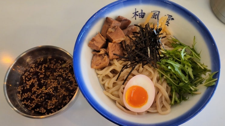  부산 전포 라멘집 파란코