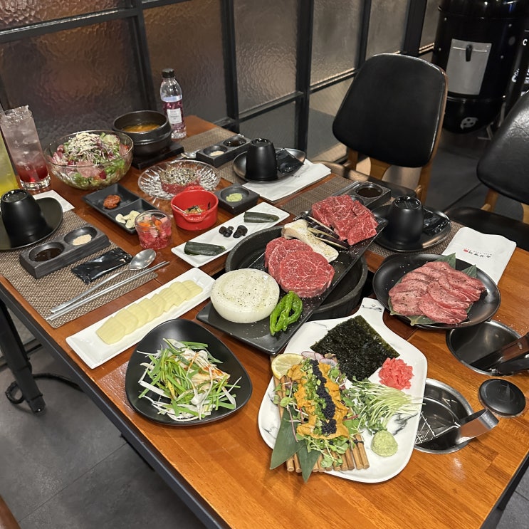 청라 한우로 단체모임 하기 좋은 고깃집 숙성명작, 소고기 맛집 인정합니다 청라 한우로 단체모임 하기 좋은 고깃집 숙성명작, 소고기 맛집 인정합니다