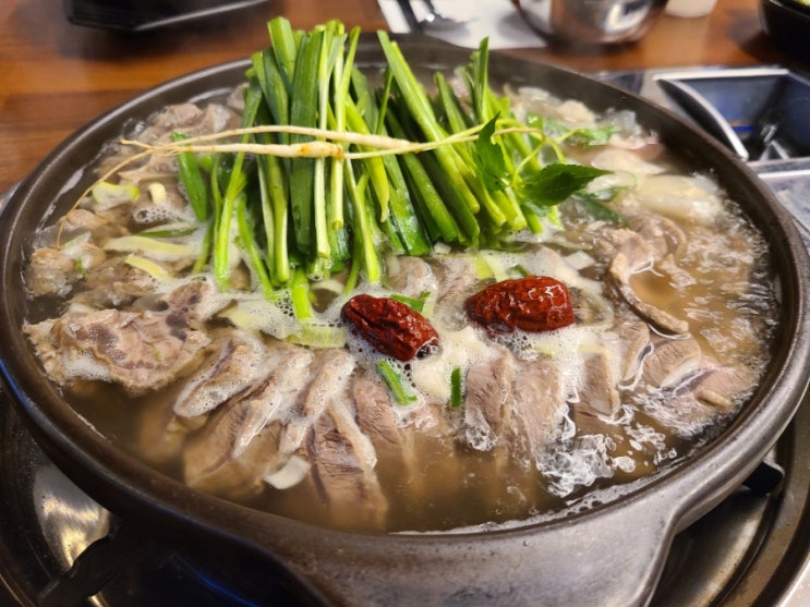  소주를 부르는 마성의 국물! 인천 연수동 맛집 & 술집 '황해수육 연수점' 다녀온 후기