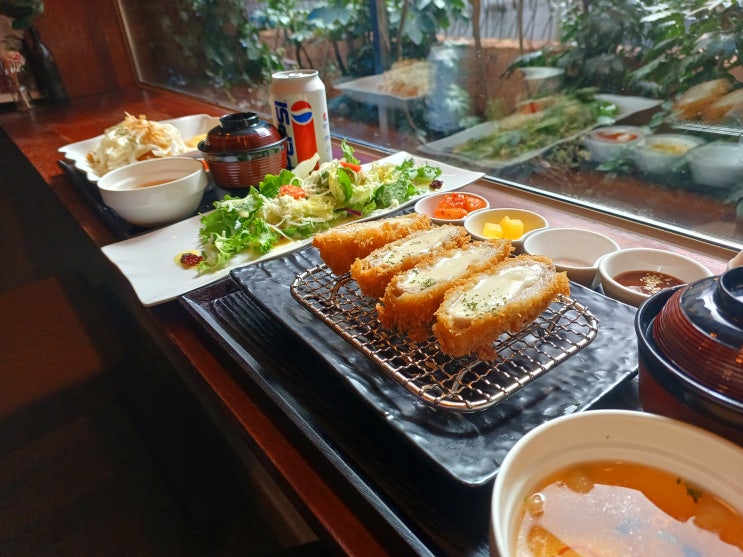  부산 사하구 흑돼지로 만든 돈까스 맛집 제주흑돈카츠