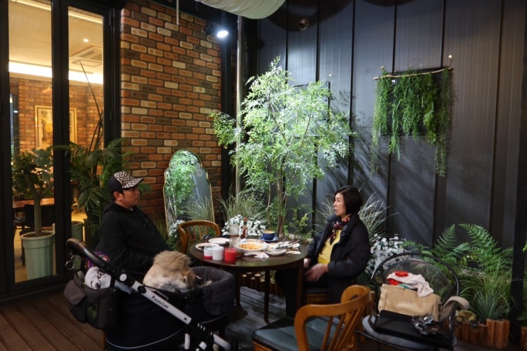  천안 풍세 피노카페 애견동반 브런치카페 분리공간 있음