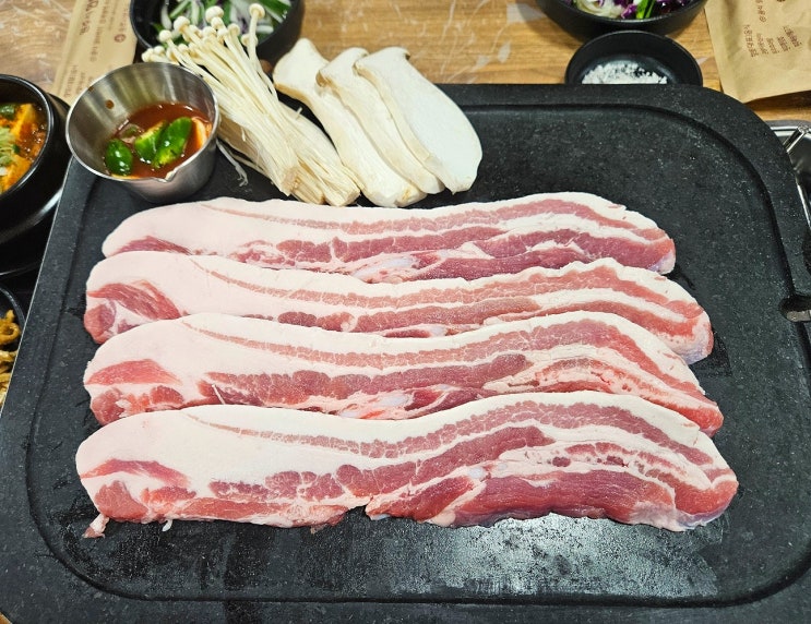  원주 단구동 먹거리삼겹살 육즙팡팡 맛집 리뷰 후기