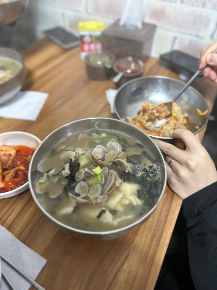 [고대구로병원 맛집] 구로시장 박가네 보리밥 바지락 손칼국수 점심 맛집 내돈내산 후기