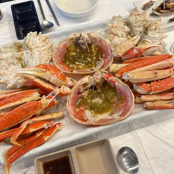  전주 송천동 해산물이 많고 대게가 대게 대게 맛있는 뽀빠이 수산시장
