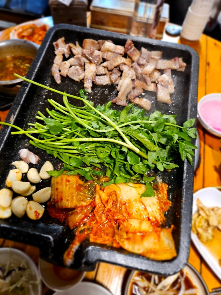  대구 팔공산 맛집 가나 안덕 미나리 삼겹살 개시