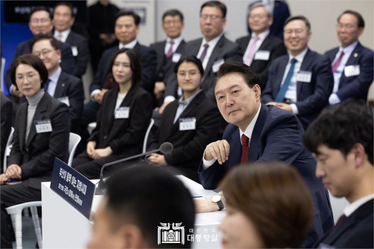 尹<b>대통령</b>, <b>민생토론회</b> '대한민국 혁신 과학수도 대전' 주제