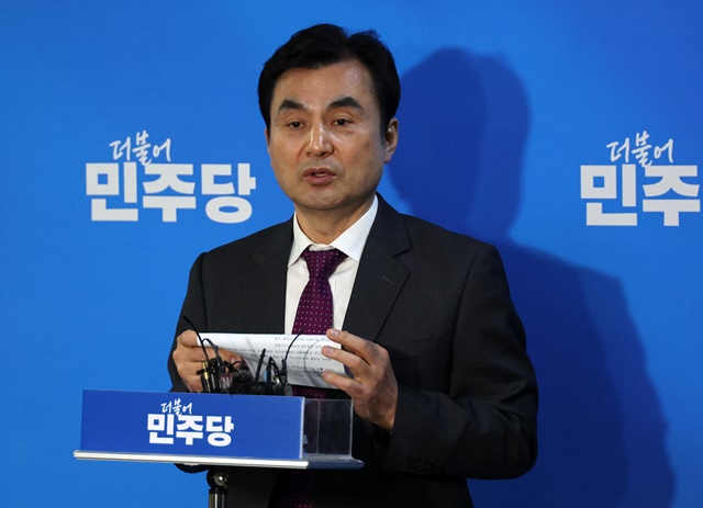 민주당, 수원무 <b>염태영</b> 용인을 <b>손명수</b> 재전 유성을 황정아