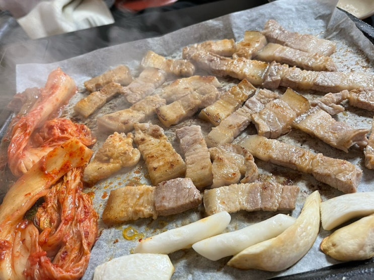  내돈내산 을지로 대원식당, 을지로 노포 삼겹살맛집 대기 웨이팅. 야장 메뉴 휴무