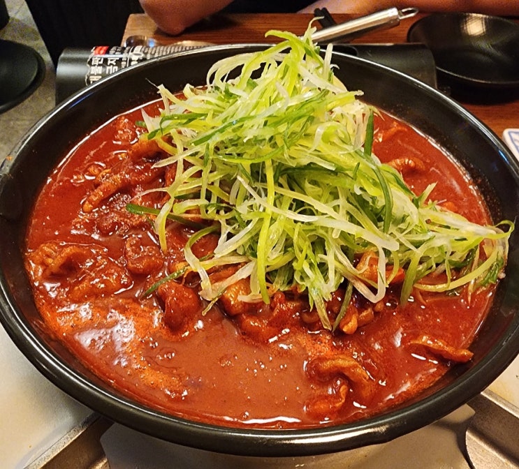  여봉닭발 중랑본점 - 면목동에서 만난 인기절정의 닭발집