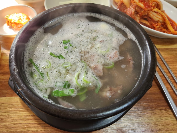 충남 보령시 명천동 몸보신을 위한 영양식 맛집 양철통 소머리국밥 맛집