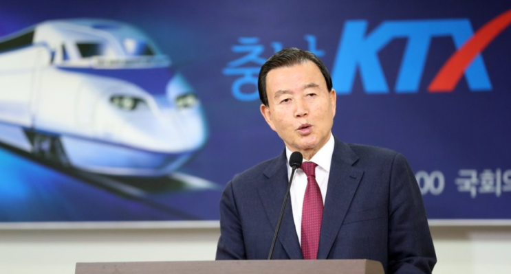<b>홍문표</b> 의원, 충남 예산·홍성 총선 <b>경선 포기</b> 배경 분석