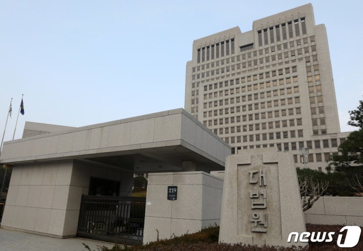 업무 중 손가락 절단된 지입차주…대법 "산재보험법상 근로자 맞다" 업무 중 손가락 절단된 지입차주…대법 "산재보험법상 근로자 맞다"