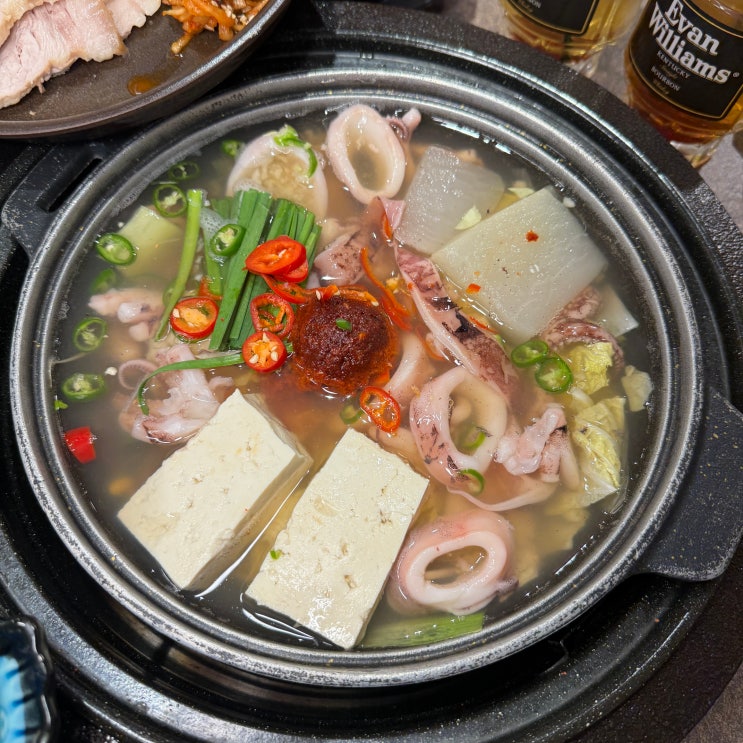  을지로술집 오덕장 가성비 좋은 힙지로 데이트코스, 오징어찌개로 스트레스까지 푸는 곳