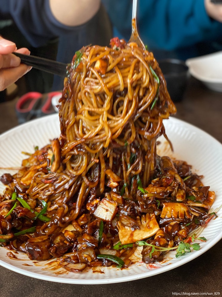  진해 이동 중국집 쟁반짜장이 맛있는 진해반점