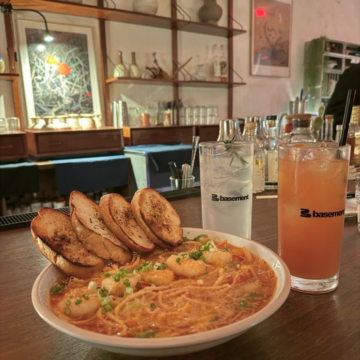 광안리 술집 베이스먼트 힙한 칵테일바 분위기 좋은 맛집 광안리 술집 베이스먼트 힙한 칵테일바 분위기 좋은 맛집
