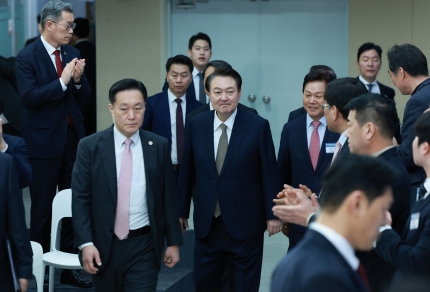 [尹<b>대통령 원전</b> 생태계 복원 집중 지원 이야기] 尹<b>대통령</b>... 
