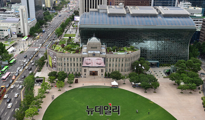 <b>오세훈</b> '<b>이승만</b> 발언' 비판에 서울시 "민주당, 건국 업적 폄하"