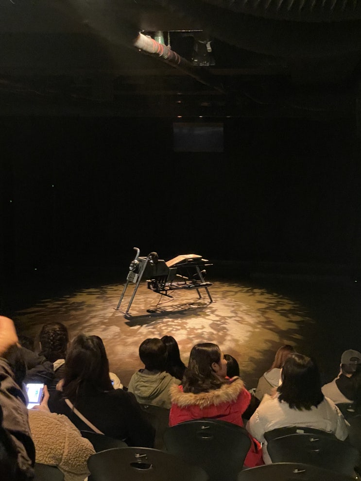  극단 불의 전차, 이카이노 바이크
