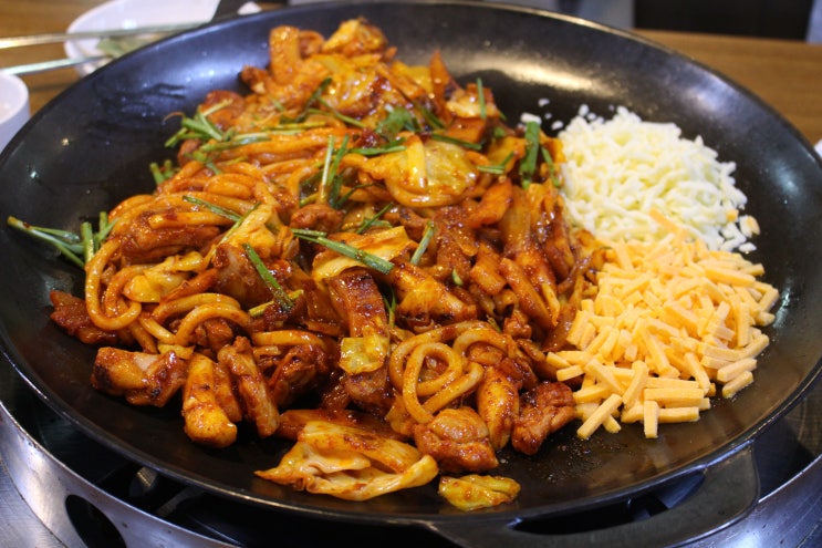 신미경 홍대 닭갈비 홍익대 맛집 모임장소 후기