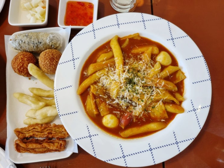 집에 가는 길에 방문한 인천 도화동 떡볶이 집 덕복이 집에 가는 길에 방문한 인천 도화동 떡볶이 집 덕복이