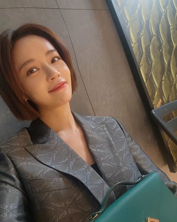 황정음 남편 이영돈 왜 또 불륜설 이혼설 등장할까 황정음 남편 이영돈 왜 또 불륜설 이혼설 등장할까