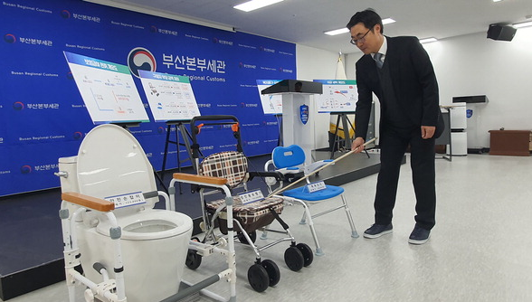 노인보행기 등 수입가 뻥튀기…건보공단도, 어르신도 당했다 노인보행기 등 수입가 뻥튀기…건보공단도, 어르신도 당했다