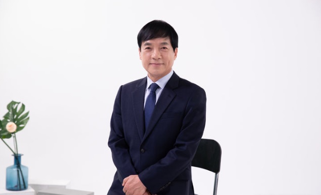 <b>이성윤</b> 전 검사·<b>정한중</b> 교수 총선 인재 26·27호 <b>영입</b>(2024.2.... 