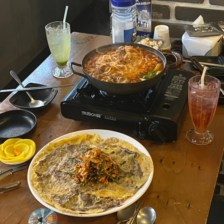  얼큰한 국물 안주 존맛 안양역 술집 육전도 존맛탱인 안양일번가 전집 청춘포차 안양본점