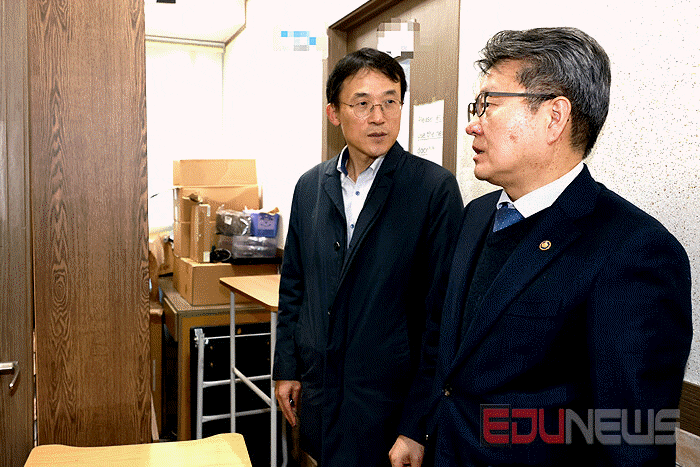 교육당국, 의대정원 문제 해결 위해 학원의 ‘<b>늘봄학교</b>’... 