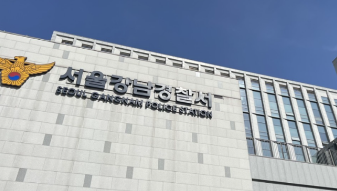 경찰, <b>전공의</b> 사직 <b>지침 게시글</b> 사이트 압수수색…최초 작성자... 