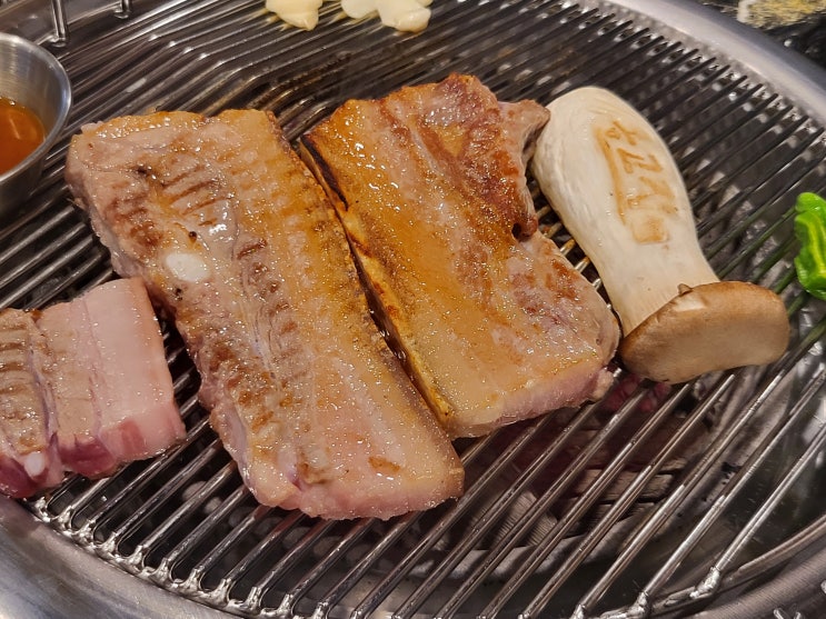  대구 동구 신기동 삼겹살/얼리지않은 제주 오겹살을 맛볼수 있는곳/옹고집