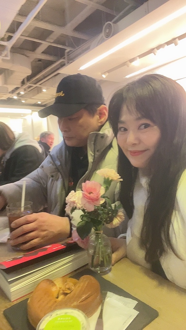남편과 데이트 부부 생일선물 종로5가 효성주얼시티 반지구매.