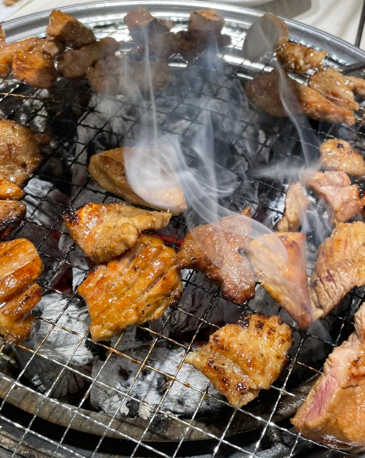  강동구청역 “명륜진사갈비”고기무한리필!후기
