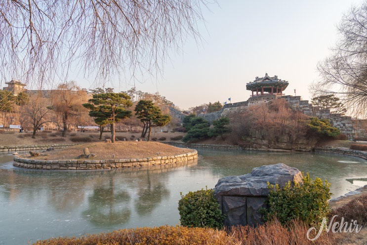  경기도 수원가볼만한곳 수원화성 방화수류정 통닭거리 카페