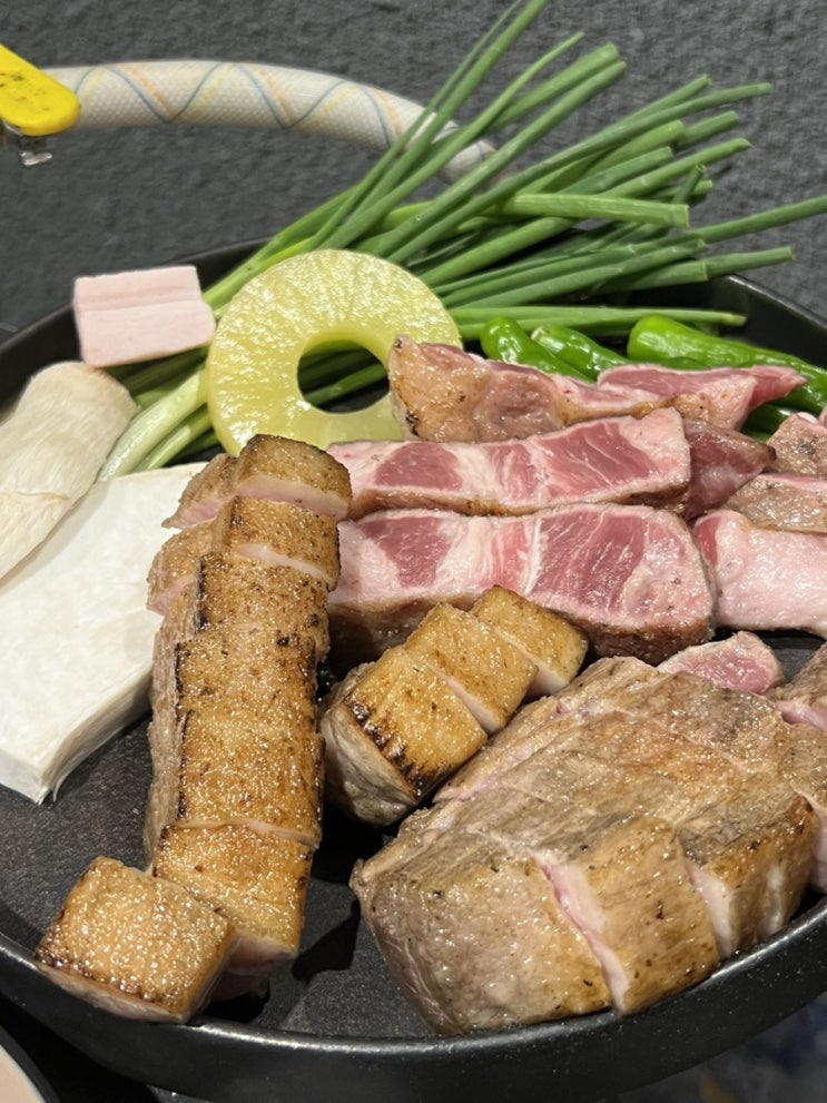 부산 전포동 전포고기집 짚불구이 삼겹살맛집 연향