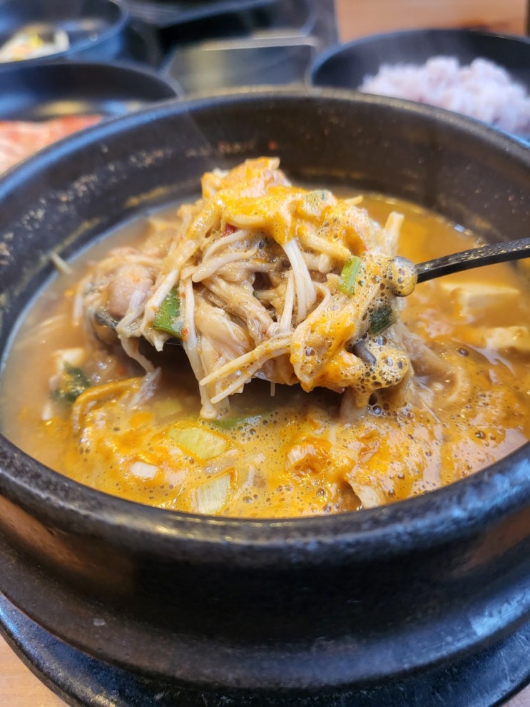  강릉 강문해변 아침식사 가능한 애견동반 식당 심춘옥청국장
