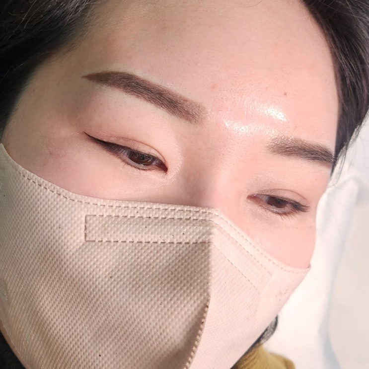  판교자연눈썹 헤드샷스칼프 판교점 또렷하고 깔끔한 여자 자연눈썹 후기