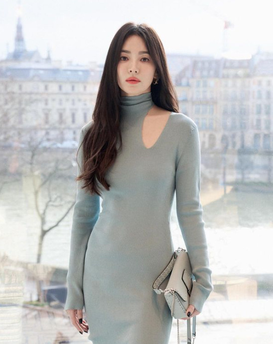 송혜교 다 <b>이루어질지니</b> 특별출연 <b>김은숙</b>작가 의리 스크린 복귀... 