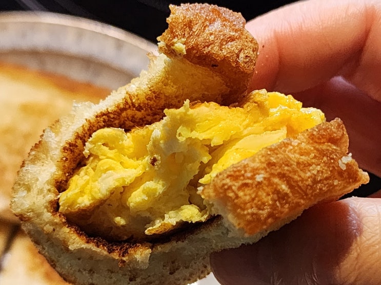  간단하게 만드는 식빵 토스트 만들기간장맛 계란토스트 만들기