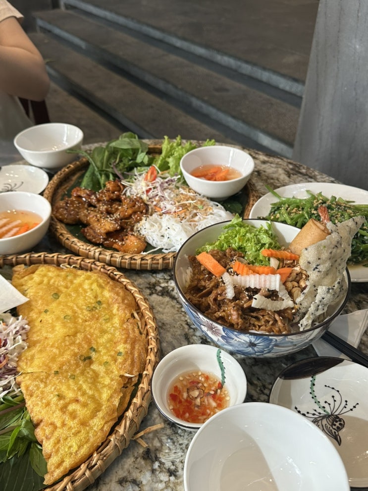  나트랑 시내 맛집 추천 Top 5 (마담프엉, Pizza 4P's, Mai Huong, 하이카, 반깐)