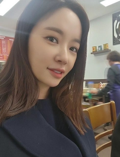 <b>황정음</b> 이영돈 이혼소송 sns남편박제 자녀 프로필 <b>7인</b>의<b>부활</b>... 