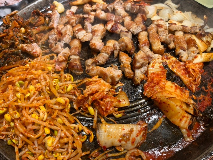  구의동 맛집 다양한 반찬, 신선한 삼겹살 구의역 맛집 상구네 솥뚜껑 삼겹살 자양점