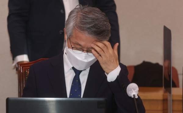  [취재석] 4년 전은 안 되고 지금은 되나? 민형배 의원의 당원 명부 '이중잣대'