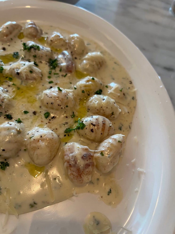  연남동 :: 피자랑 뇨끼가 맛있는 밀라노 식당 milano