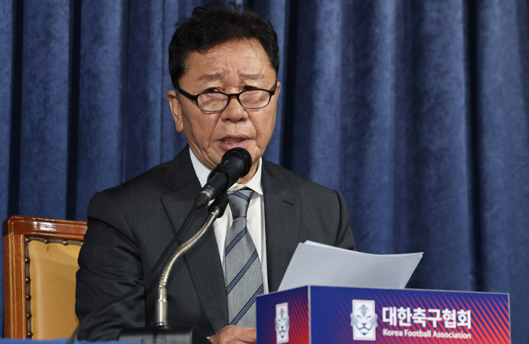 2026 북중미 월드컵 예선 대비: 대한축구협회, 임시 감독 체제로 전환 가닥 2026 북중미 월드컵 예선 대비: 대한축구협회, 임시 감독 체제로 전환 가닥