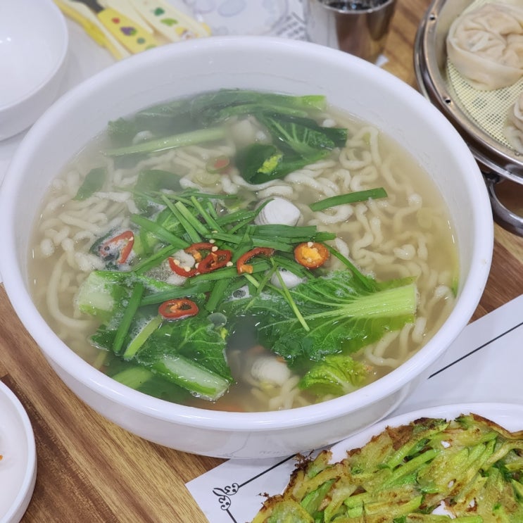  광양 중마동 맛집 승승칼국수 따끈따끈 동죽칼국수와 전