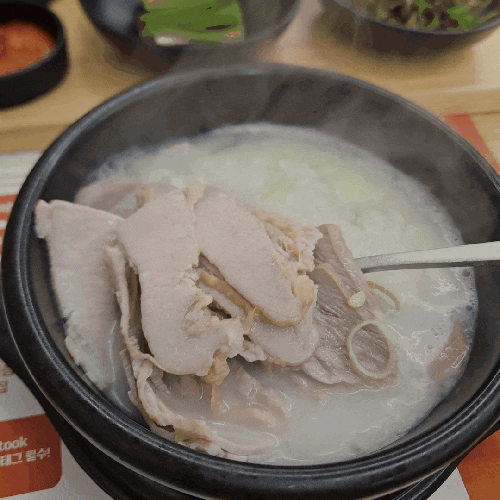 수원매탄동맛집 기울어진뚝배기 수원영통점 국밥맛집
