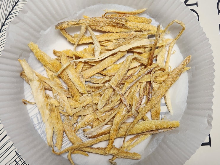  홈플러스 맥주 안주 두 번 구워 찢은 손질먹태로 간단히 한잔 마시기